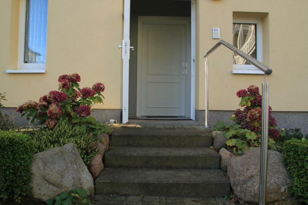 Appartamento Auszeit Am Lindenpark Ostseebad Kühlungsborn Esterno foto