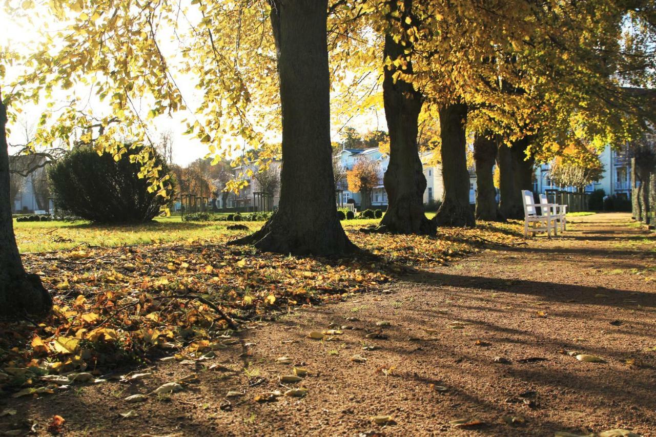 Appartamento Auszeit Am Lindenpark Ostseebad Kühlungsborn Esterno foto